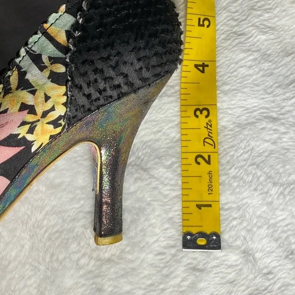 Irregular Choice VTG “Bloxy” pumps,black/tropical print,T strap,metallic heel, 8 - Picture 12 of 14